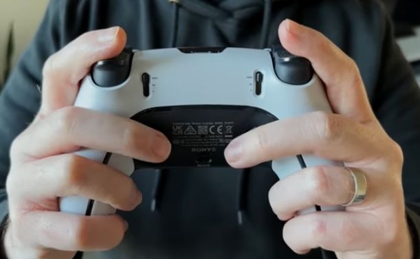 New PS5 DualSense Controller Adjustable Triggers