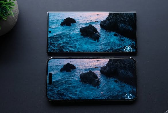 Galaxy S23 Ultra vs iPhone 14 Pro Max Display Quality
