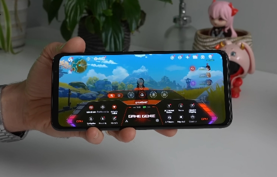 Asus Rog Phone 7 Ultimate Game Genie and Air Triggers