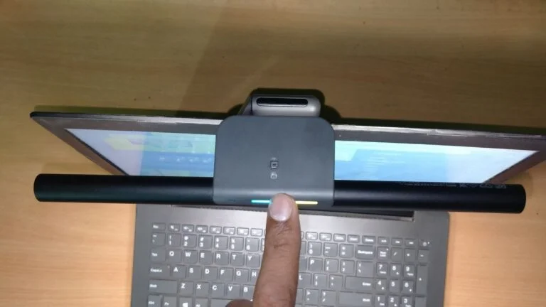 BenQ LaptopBar Lamp Touch Control