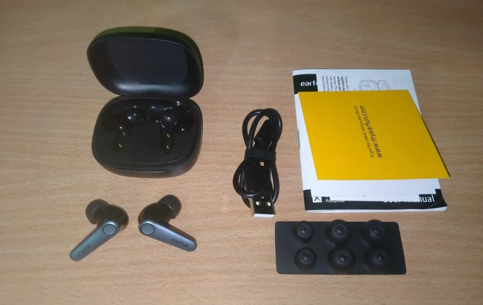 Inside the Earfun Air Pro 3