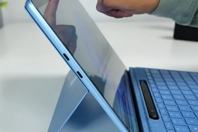 Microsoft Surface Pro 11 Ports